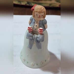 Vintage Giordani Art a stitch in time Raggedy Ann porcelain bell